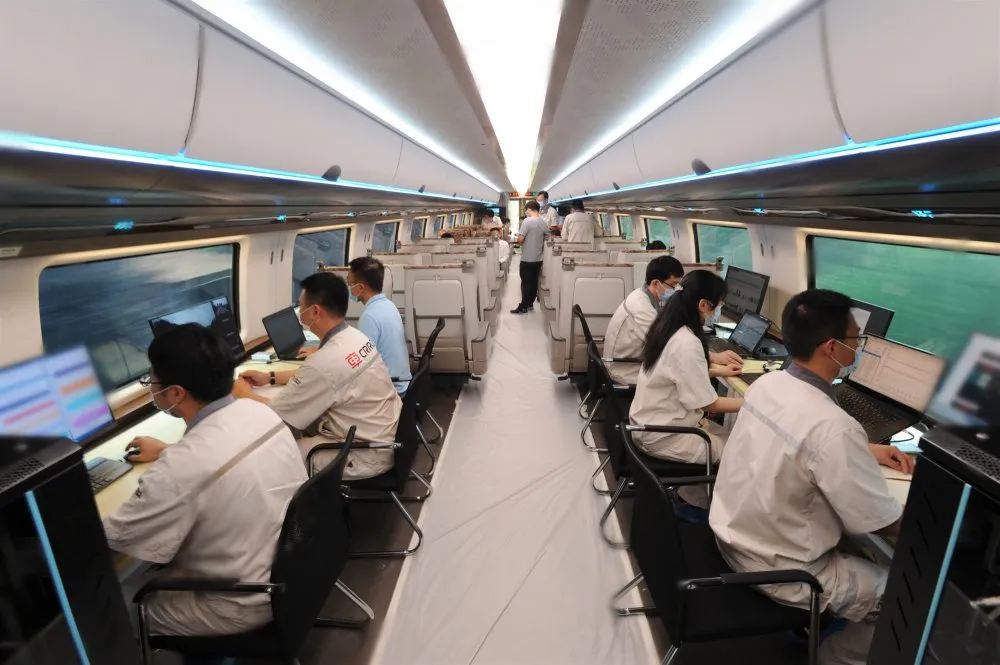 超級重磅！時速600公里高速磁浮試驗樣車成功試跑