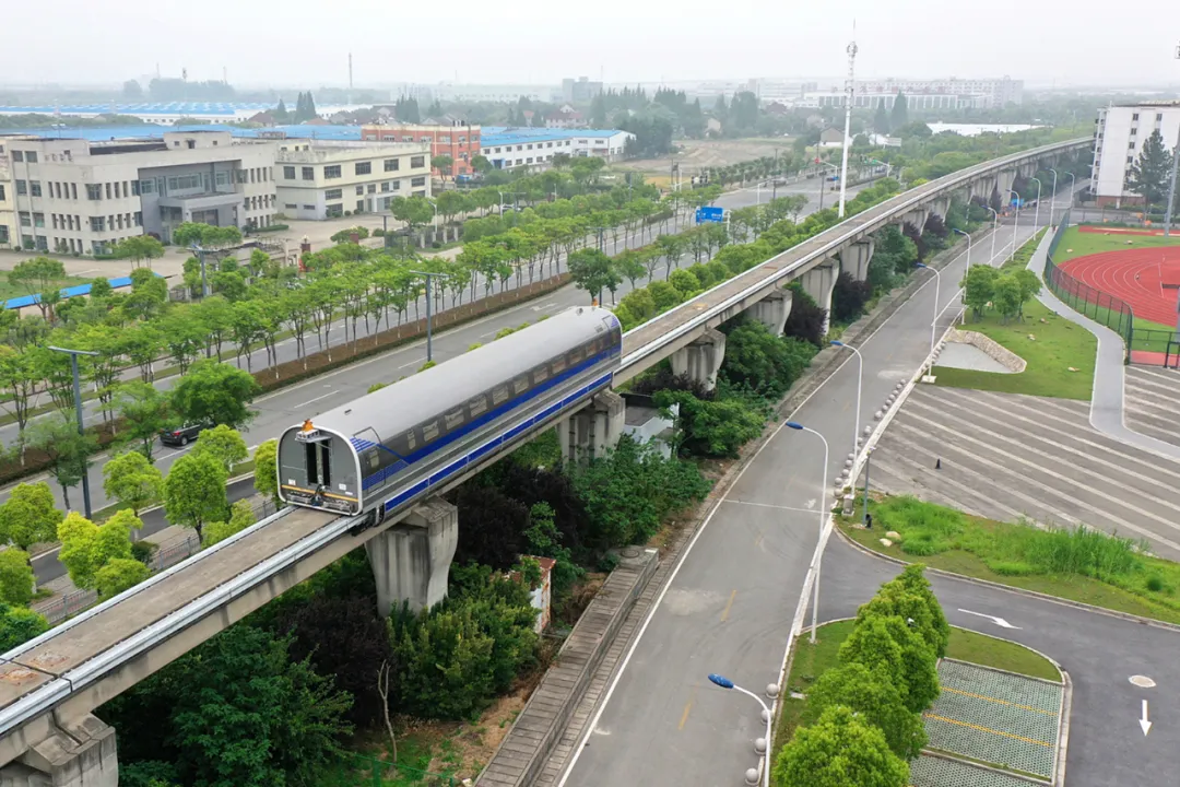 超級重磅！時速600公里高速磁浮試驗樣車成功試跑