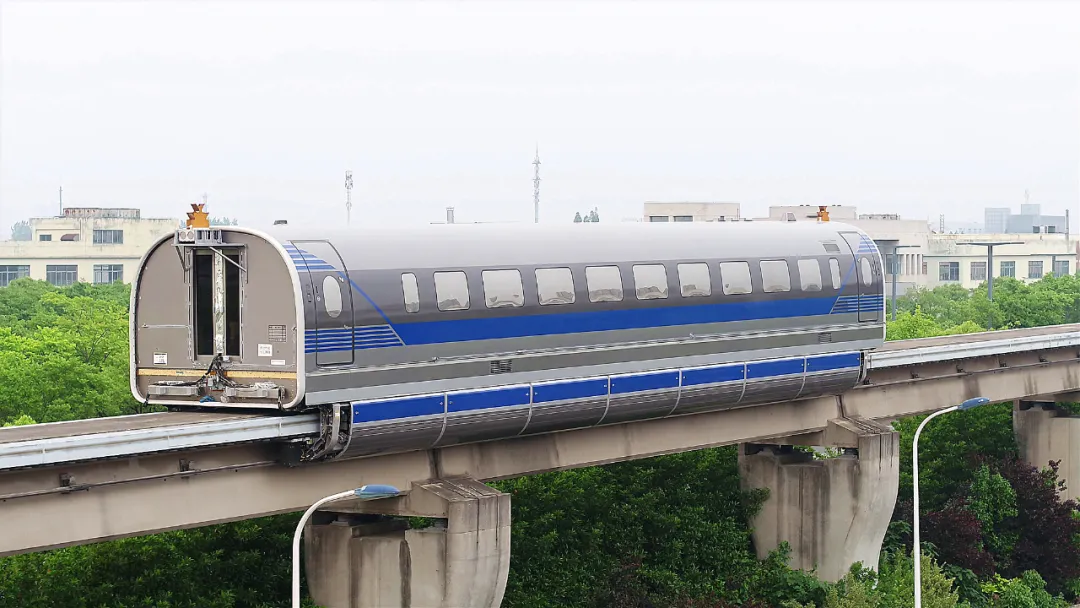 超級重磅！時速600公里高速磁浮試驗樣車成功試跑